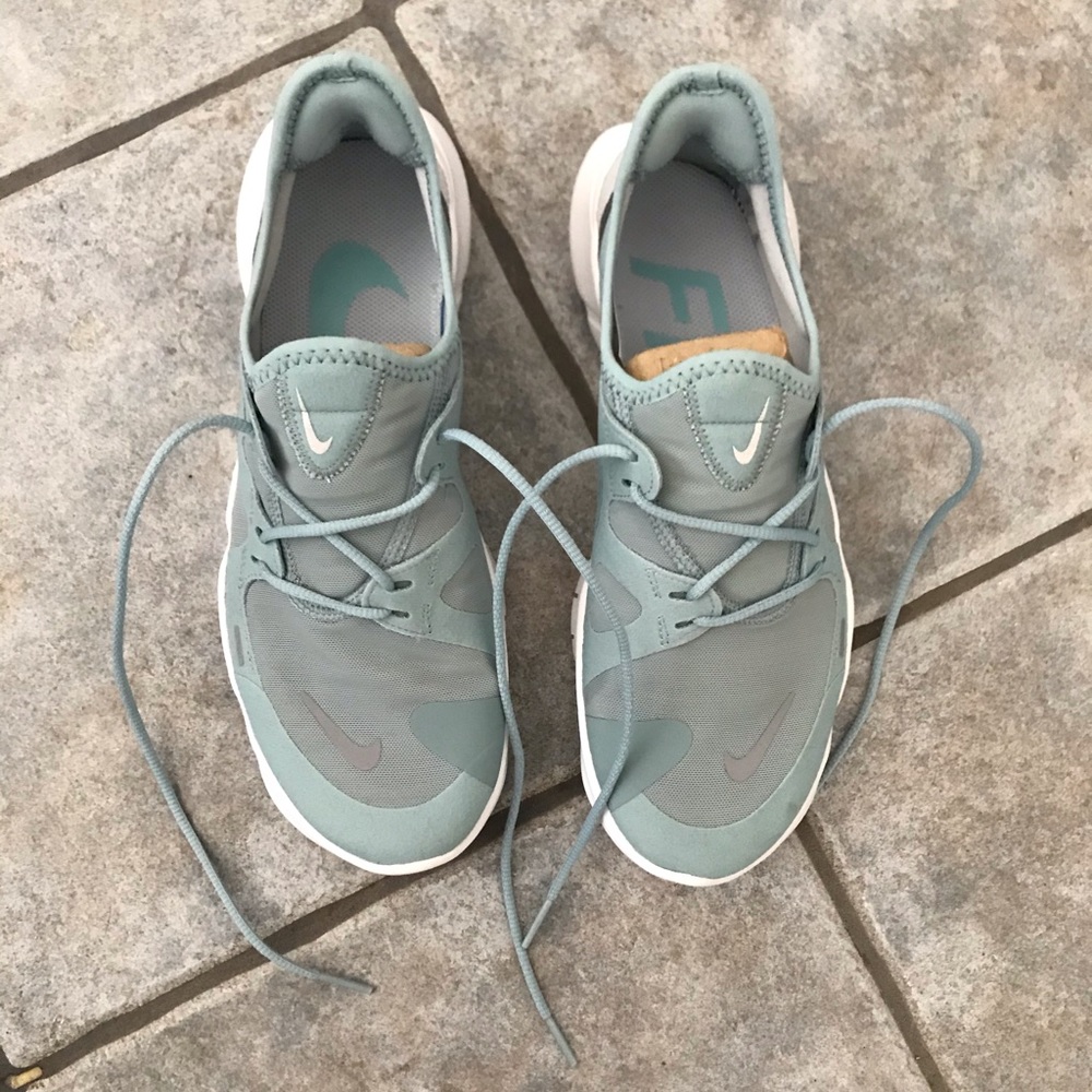 W’s Nike Free Run 5.0 NEW